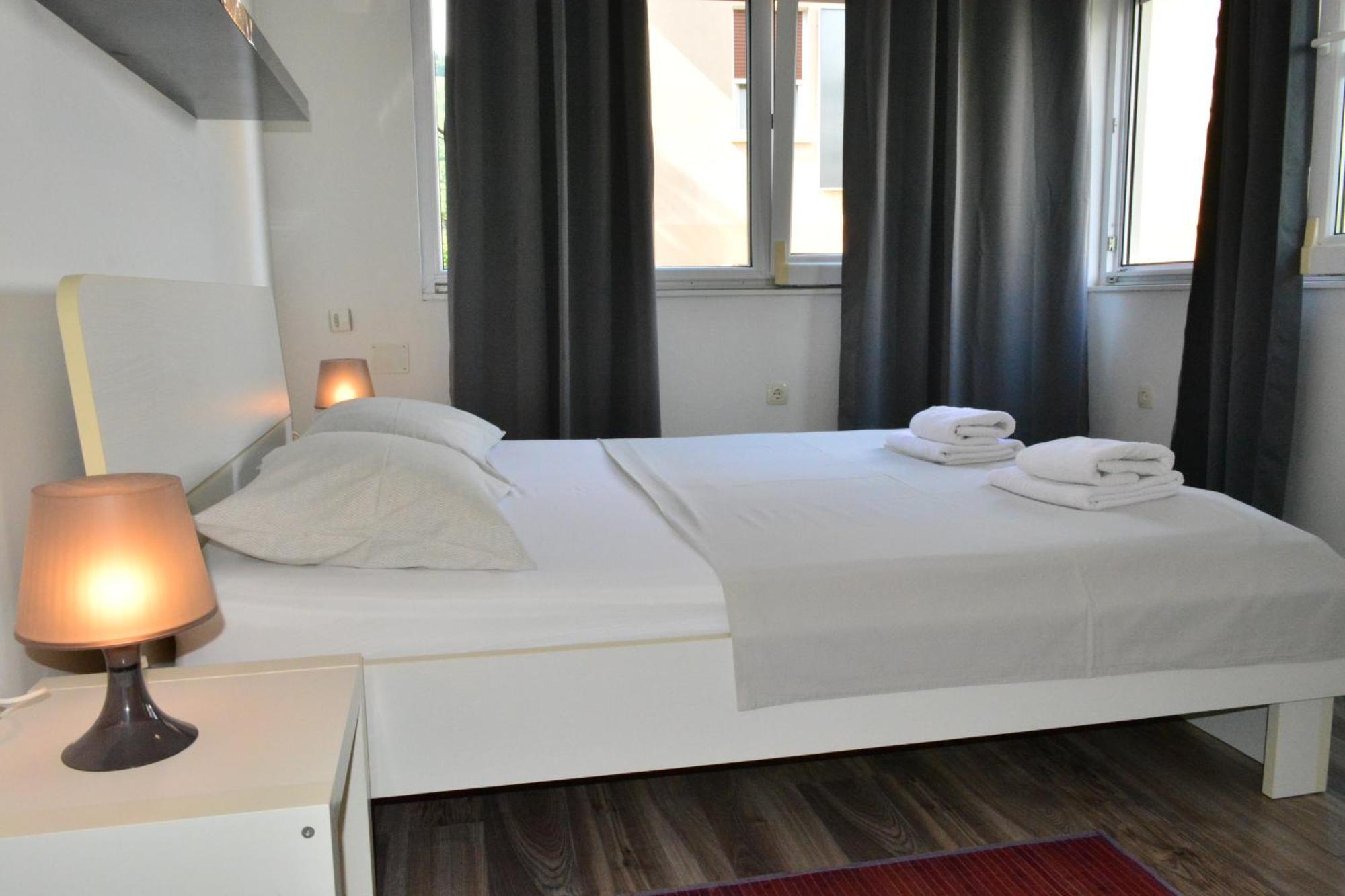 Apartments Zigulic Opatija Kamer foto